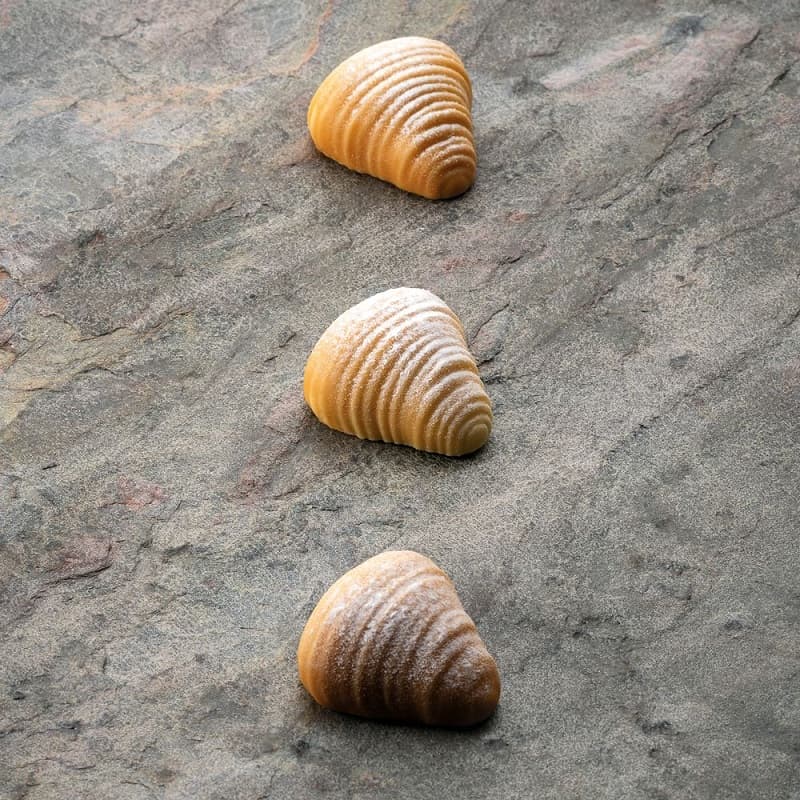Форма силиконовая PAVONI PAVOFLEX для пирож. 3D "Sfogliatella" 45х43,5мм h22мм, 20мл, 30 ячеек, силикон
